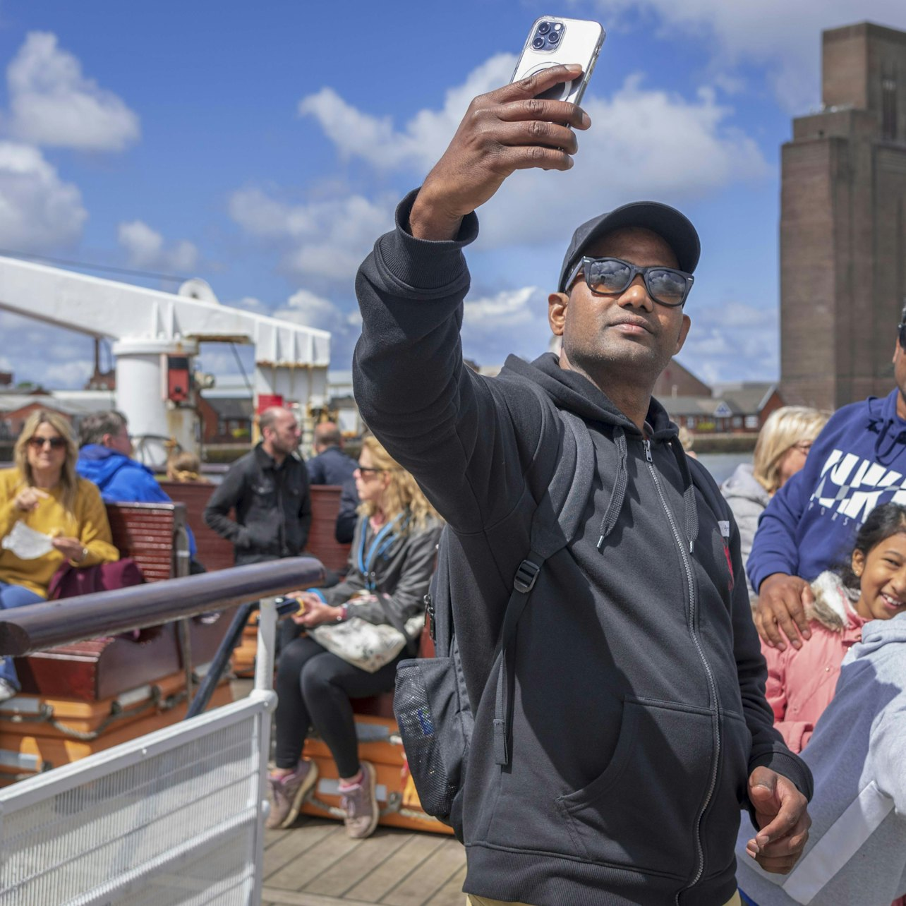 Liverpool River Cruise & Sightseeing Bus Tour - Photo 1 of 5